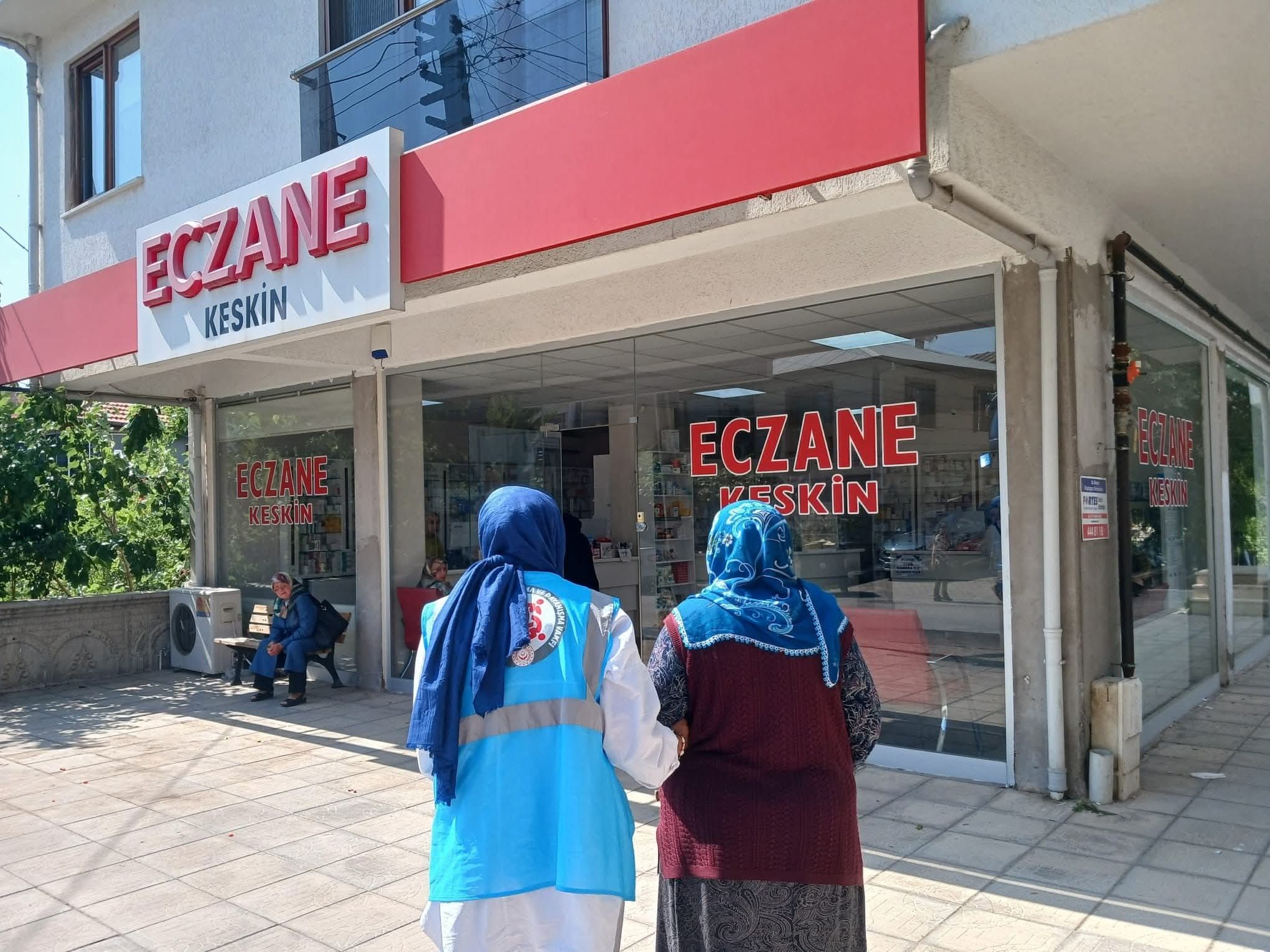 “Ulusal Vefa Programı” Kapsamında 60 Yaş Üstü ve Engelli Bireylere Hastane ve Eczane Desteği