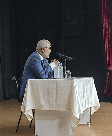 YALOVA'DA EĞİTİM YÖNETİCİLERİ DÖNEM SONU DEĞERLENDİRME TOPLANTISINDA BİR ARAYA GELDİ