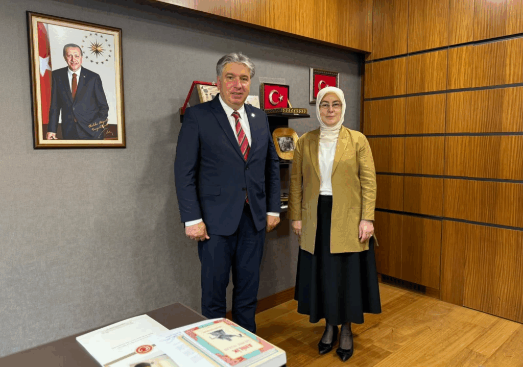 AK Parti Yalova Milletvekili Meliha Akyol, Yalova Üniversitesi Rektörü Prof. Dr. Mehmet Bahçekapılı’yı TBMM’de Ağırladı