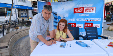 Yalova’da “Yarısı Bizden” Kampanyasına Yoğun İlgi: Vatandaşlar İmza Stantlarına Akın Ediyor