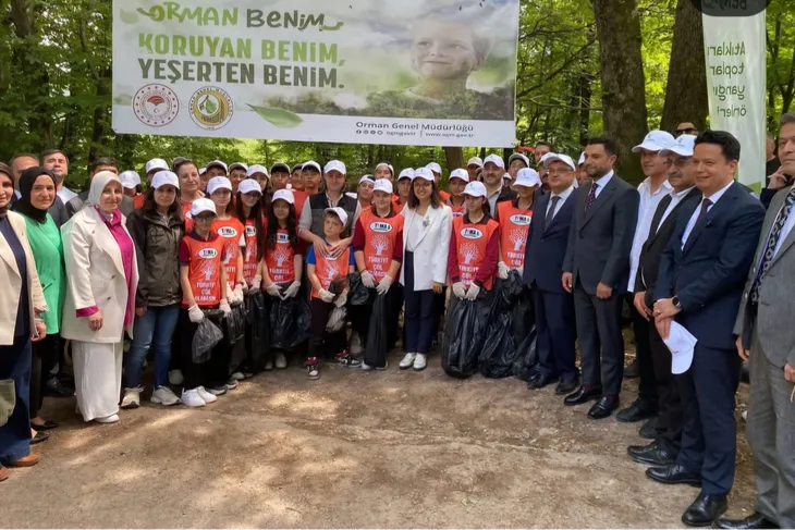 Yalova’da “Orman Benim” Projesine Katılan Öğrencilere Anlamlı Ödül: Çevre Duyarlılığıyla Öne Çıkan Ezgi’ye Bisiklet Hediye Edildi