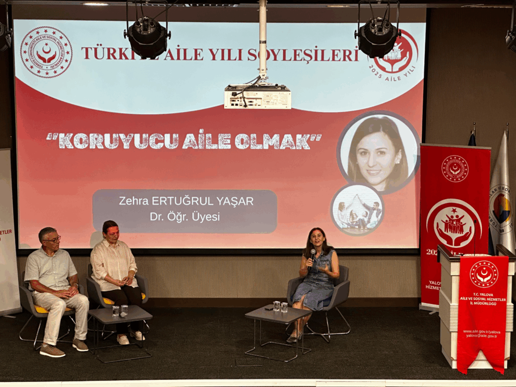 “Türkiye Yüzyılı Aile Söyleşileri” Yalova’da Gerçekleştirildi: Koruyucu Ailelik Masaya Yatırıldı