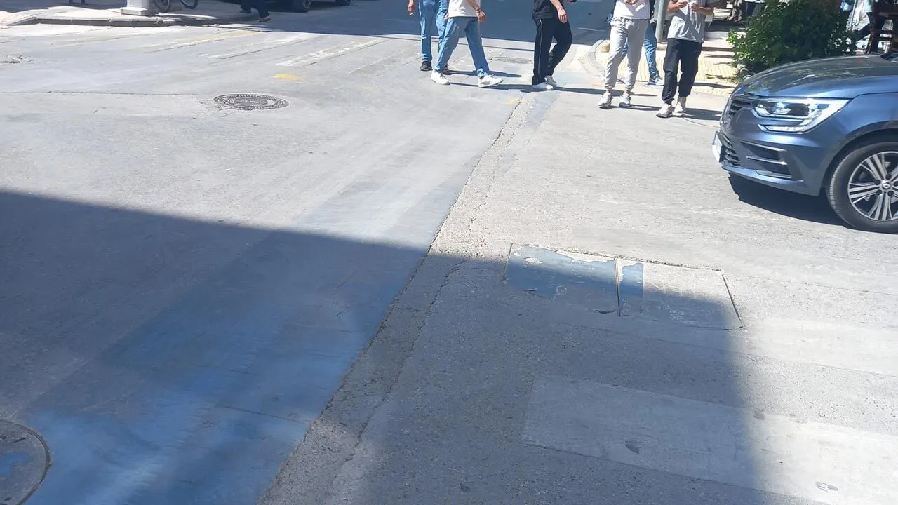 İYİ Partili Kürşat Emre Çandır’dan Yalova Belediyesi’ne “Yaya Geçidi” Eleştirisi
