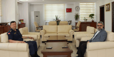 İL SAĞLIK MÜDÜRÜ KAŞIKCI’DAN JANDARMA KOMUTANI ALTIN’A NEZAKET ZİYARETİ