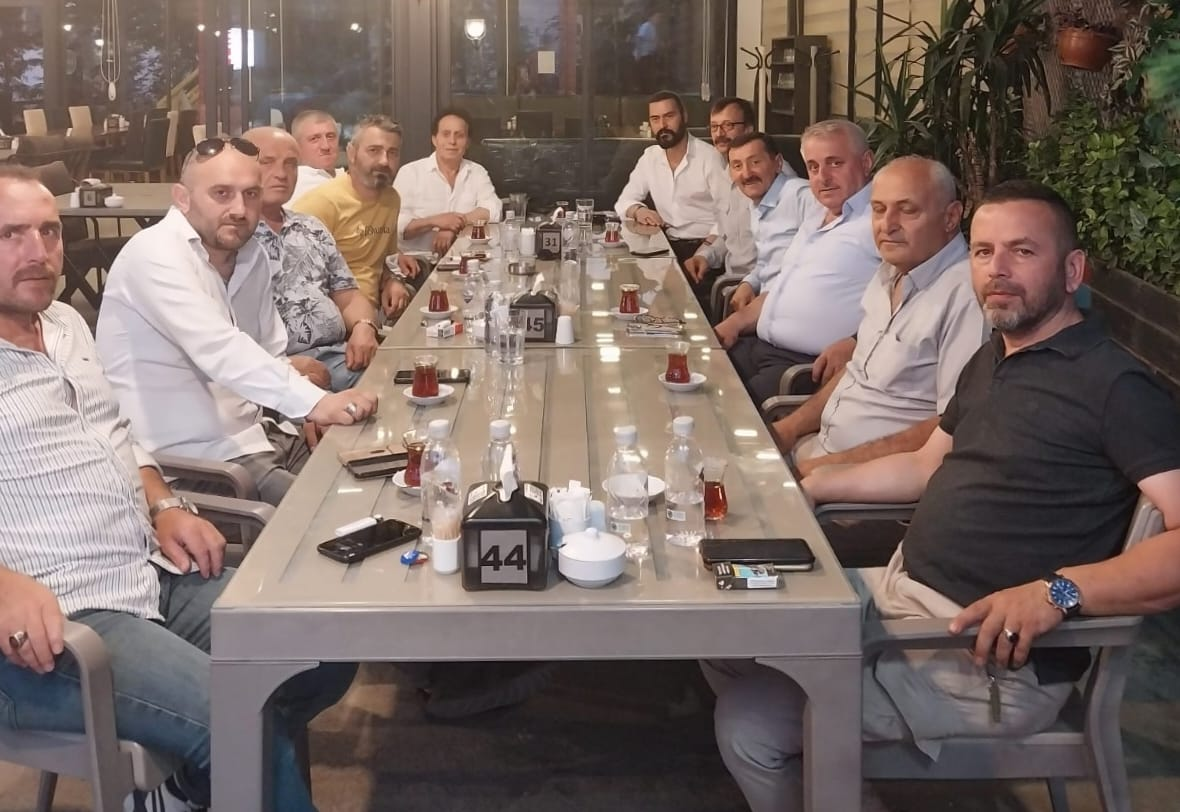 Yalova Karadenizliler Derneği’nde Bayrak Değişimi: Başkanlığa İbrahim Bayzan Seçildi 4 Yalova Karadenizliler Derneği’nde Bayrak Değişimi: Başkanlığa İbrahim Bayzan Seçildi