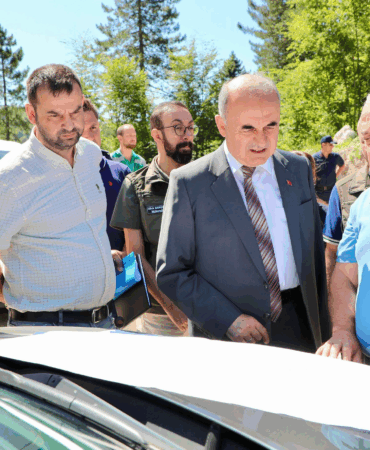 VALİ EROL, SAHİPSİZ SOKAK HAYVANLARI İÇİN YÜRÜTÜLEN ÇALIŞMALARI YERİNDE İNCELEDİ