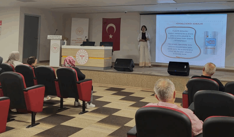 Yalova Eğitim ve Araştırma Hastanesi'nde Haziran Ayı Diyabet Okulu Eğitimleri Tamamlandı 1 Yalova Eğitim ve Araştırma Hastanesi'nde Haziran Ayı Diyabet Okulu Eğitimleri Tamamlandı