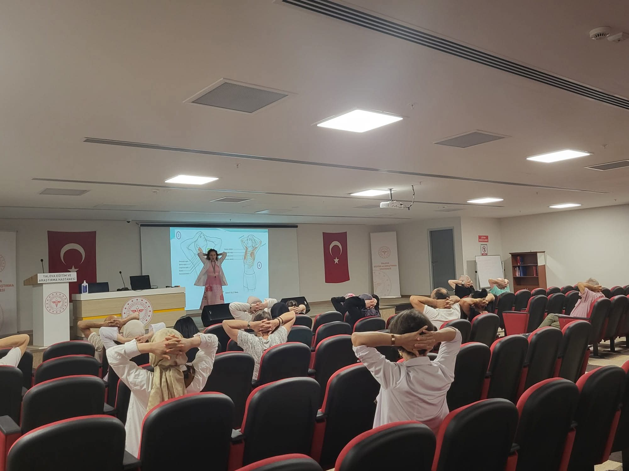 Yalova Eğitim ve Araştırma Hastanesi'nde Haziran Ayı Diyabet Okulu Eğitimleri Tamamlandı
