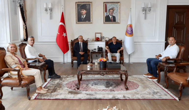 CHP Heyetinden Ordu Valisi Muammer Erol’a Ziyaret 6 CHP Heyetinden Ordu Valisi Muammer Erol’a Ziyaret