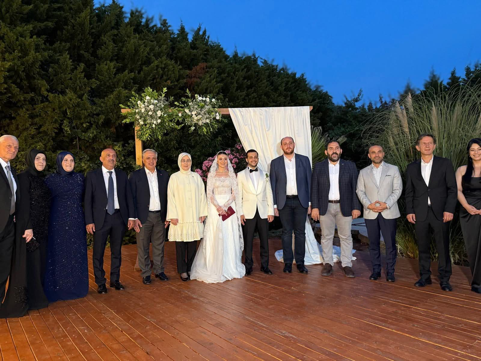 AK Parti Yalova Milletvekilleri Düğün Törenlerine Katıldı