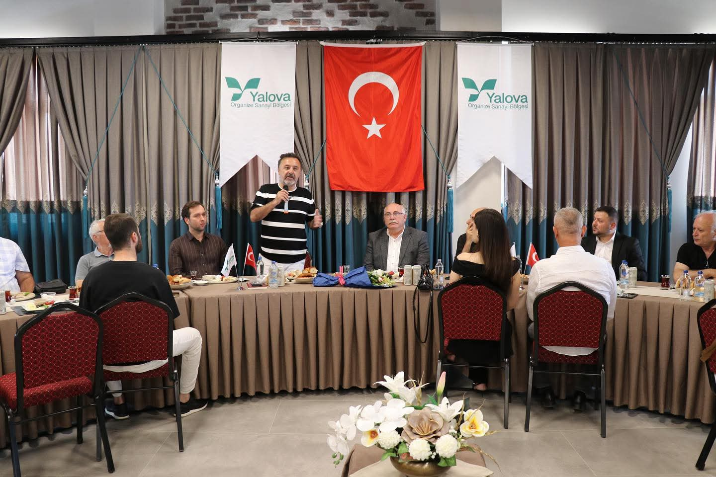 Yalova Makine İhtisas OSB’de Dostluk Platformu İstişare Toplantısı Gerçekleştirildi