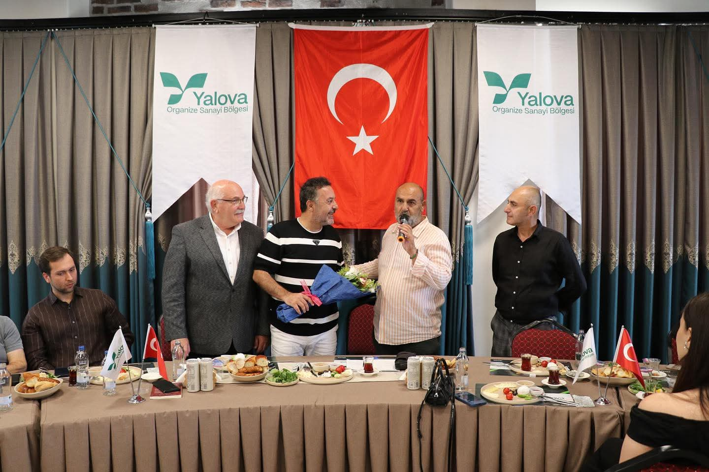Yalova Makine İhtisas OSB’de Dostluk Platformu İstişare Toplantısı Gerçekleştirildi