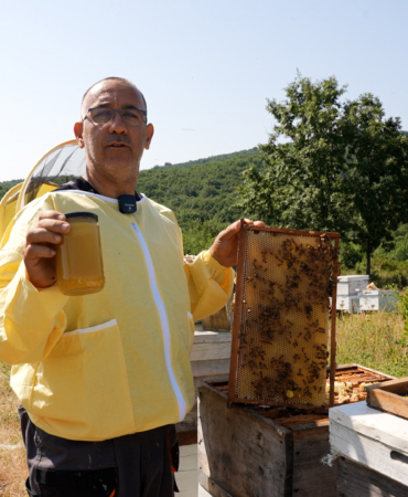 YALOVA BELEDİYESİ’NDEN COĞRAFİ İŞARETLİ “YALOVA KESTANE BALI”NA TANITIM DESTEĞİ