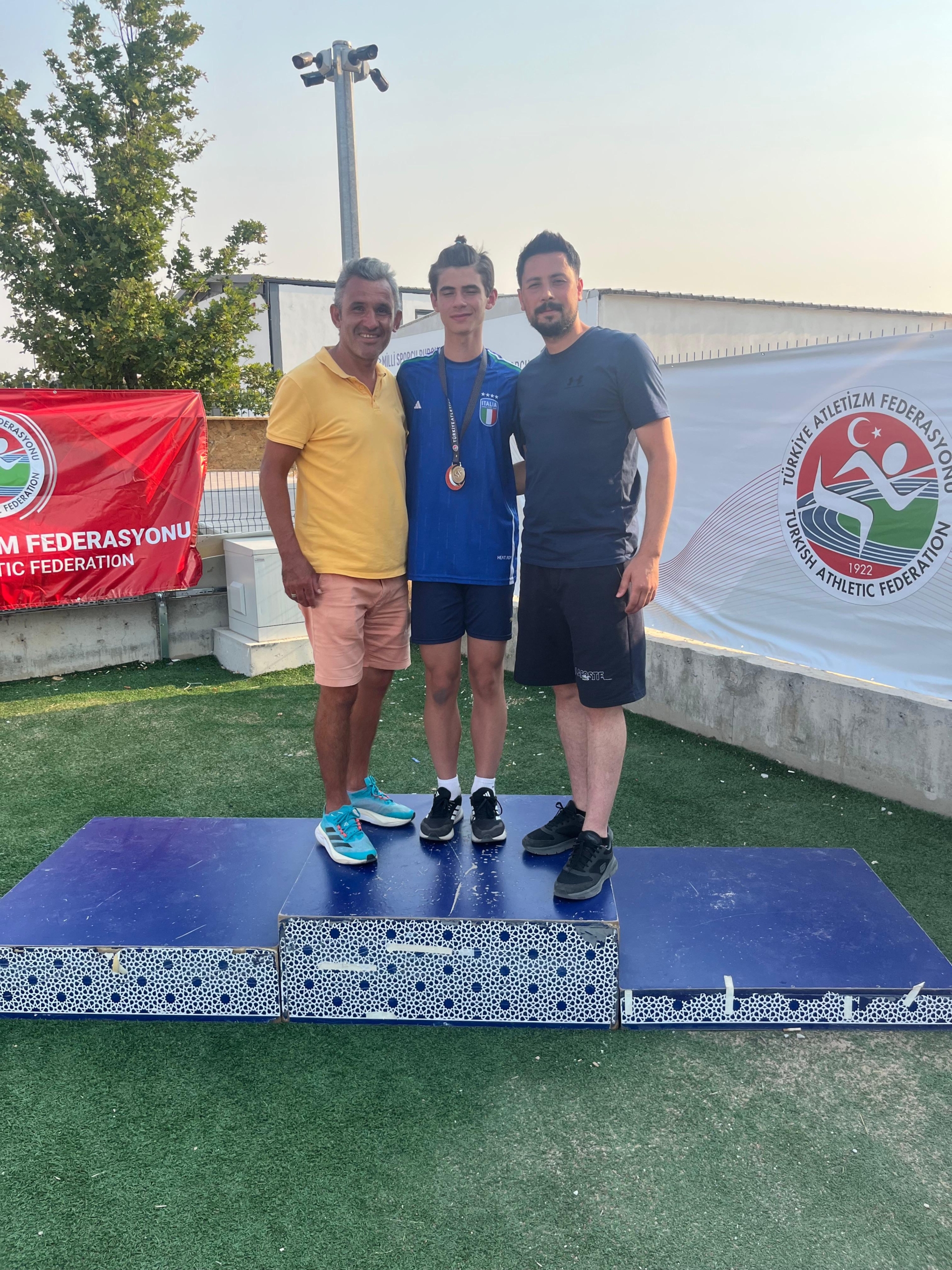 YALOVALI KADİRHAN EMİR YILDIRIM’DAN TÜRKİYE İKİNCİLİĞİ