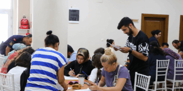 Çiftlikköy Belediyesi'nin Yaz Kurslarında Voleybol Branşına Yoğun İlgi