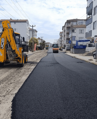 Çınarcık’ta Asfalt Seferberliği Başladı: Başkan Kurt Verdiği Sözü Tuttu