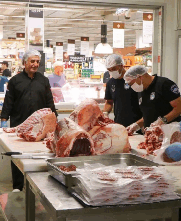 Çiftlikköy Zabıtasından Özdilek AVM’ye Detaylı Denetim