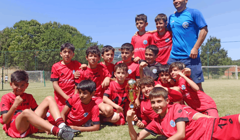 Çiftlikköy Gençlerinden İnternational Junior Cup 2025’te Çifte Kupa