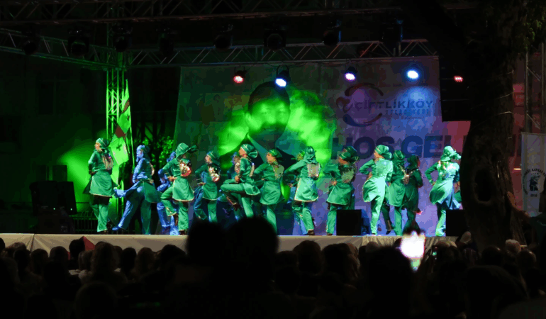 ÇİFTLİKKÖY KAFKAS FESTİVALİYLE COŞTU