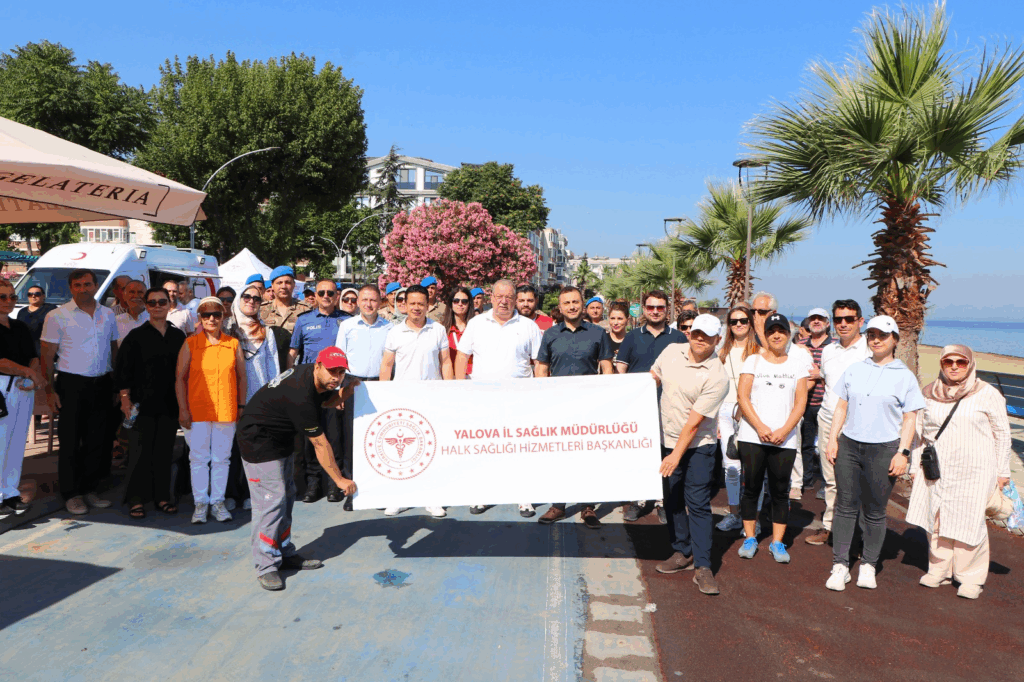 Yalova’nın Çiftlikköy İlçesinde Sağlıklı Hayat Yürüyüşü Düzenlendi