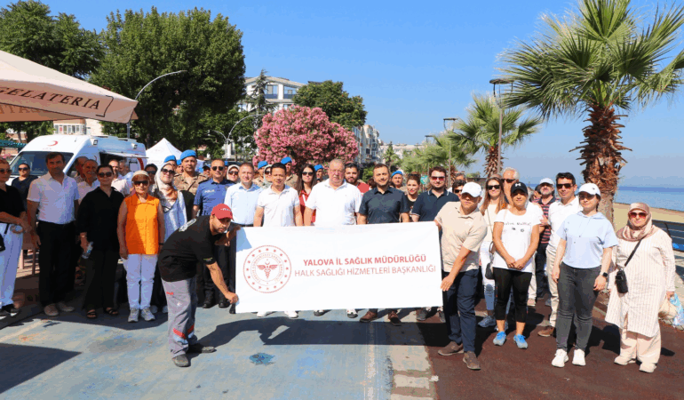 Yalova’nın Çiftlikköy İlçesinde Sağlıklı Hayat Yürüyüşü Düzenlendi