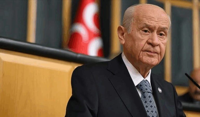 MHP Lideri Bahçeli’den Sert Mesaj: “Sokak Merakı Seni Suça Yöneltirse Karşında Türkiye Cumhuriyeti’ni Bulursun”