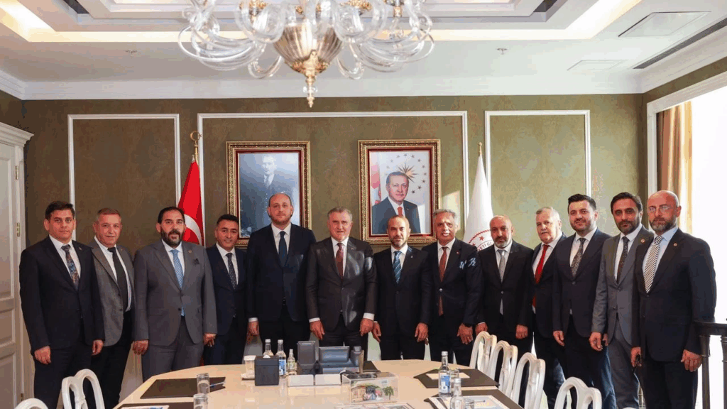 AK Parti Yalova Heyetinden Gençlik ve Spor Bakanına Ziyaret: Yalova’ya Yeni Spor ve Gençlik Yatırımları Yolda