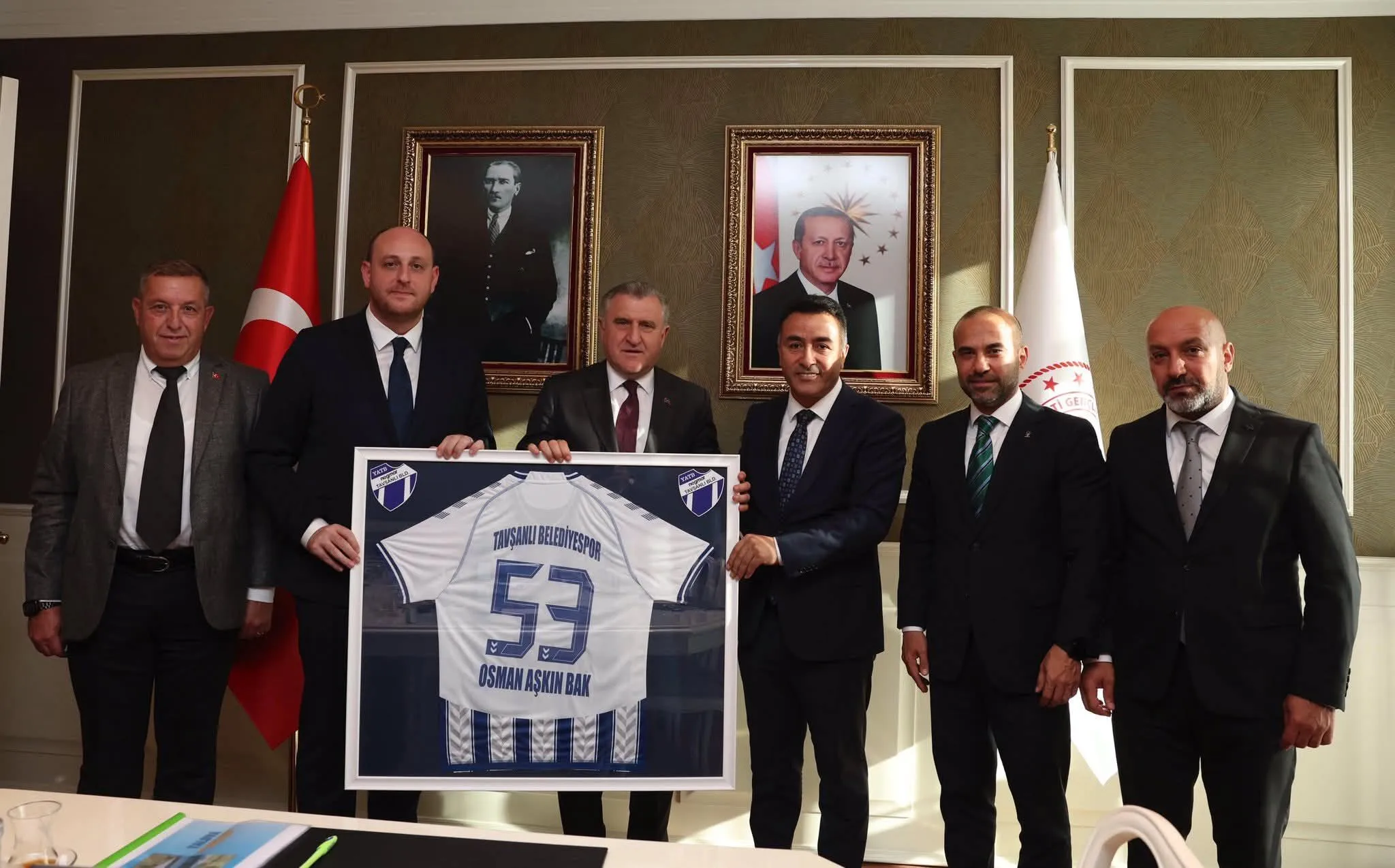 AK Parti Yalova Heyetinden Gençlik ve Spor Bakanına Ziyaret: Yalova’ya Yeni Spor ve Gençlik Yatırımları Yolda