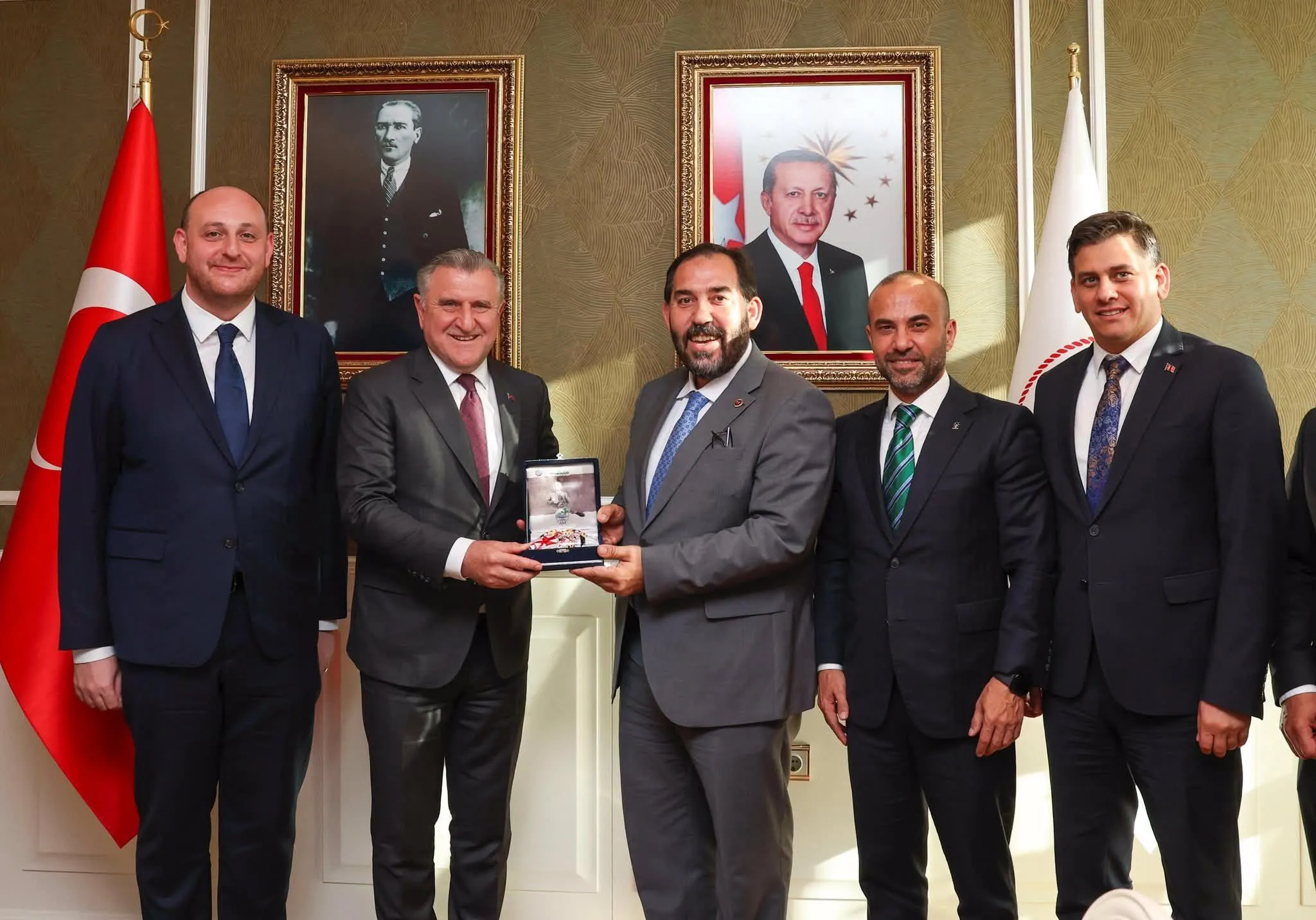 AK Parti Yalova Heyetinden Gençlik ve Spor Bakanına Ziyaret: Yalova’ya Yeni Spor ve Gençlik Yatırımları Yolda