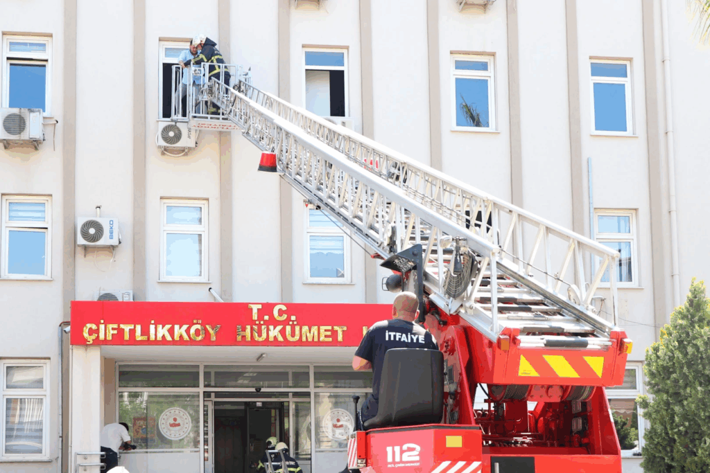 ÇİFTLİKKÖY İTFAİYESİ'NDEN GERÇEK GİBİ TAT