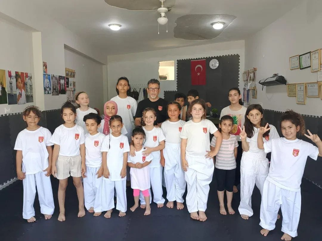 Başkan Nurten’den Şampiyon Karatecilere Ödül
