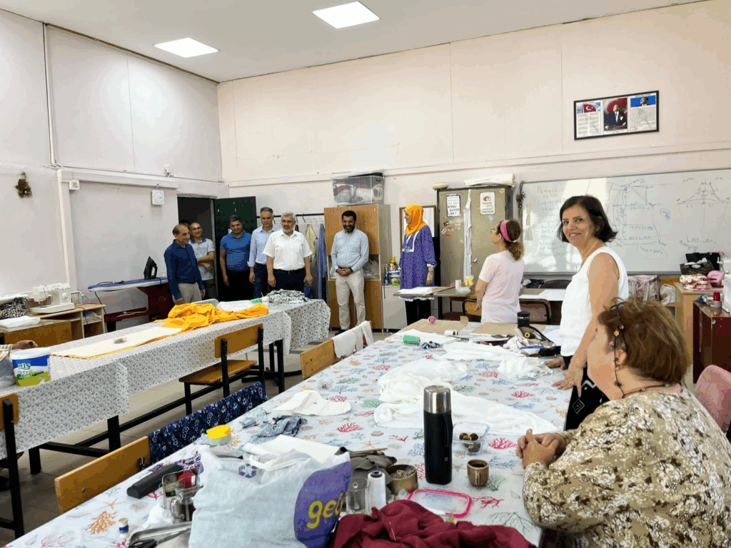 İl Millî Eğitim Müdürü Aytekin Yılmaz’dan Çınarcık'ta Eğitim Kurumlarına Ziyaret