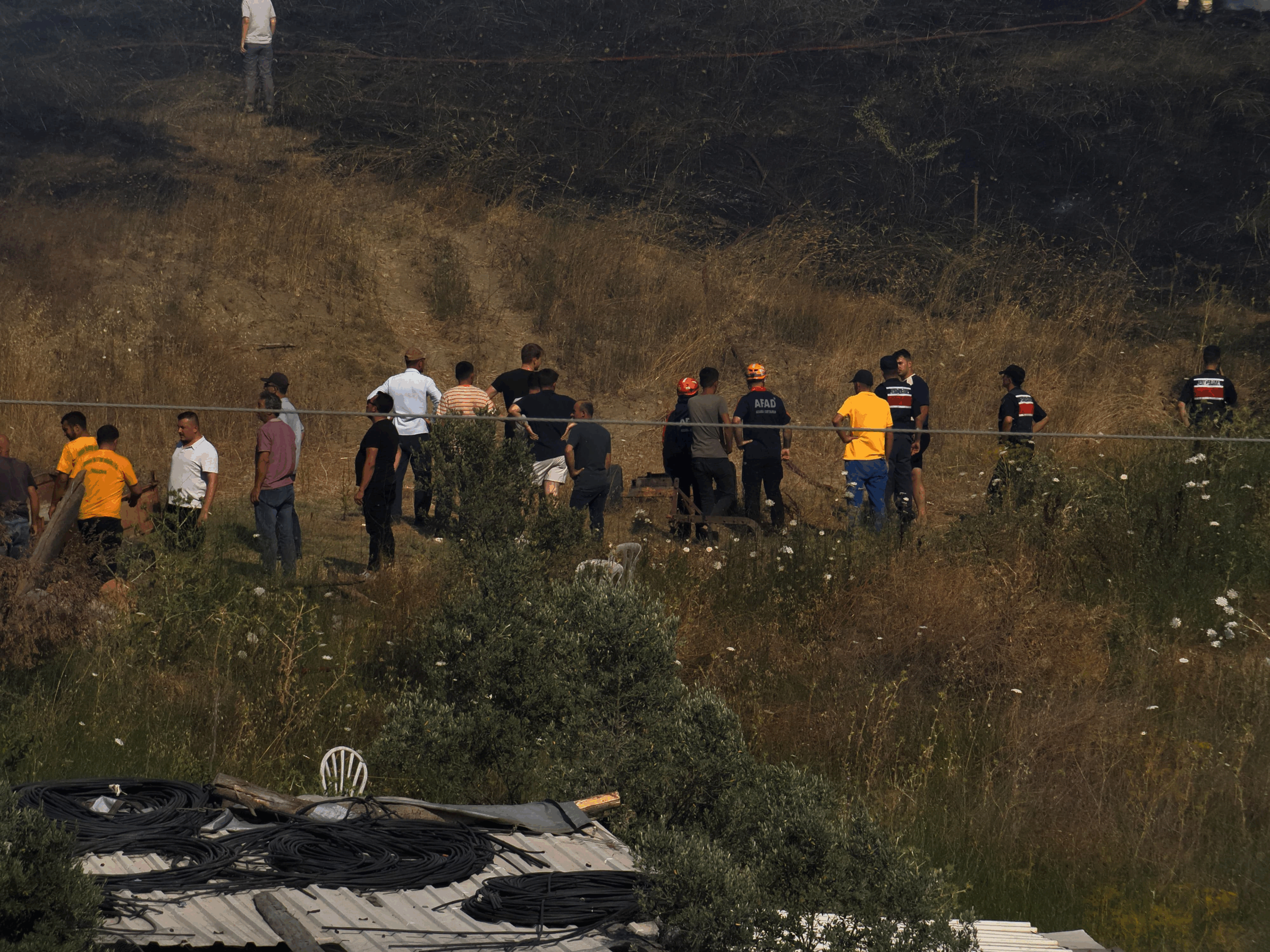 YALOVA’DA KIRSAL ALANDA ÇIKAN YANGIN KONTROL ALTINA ALINDI