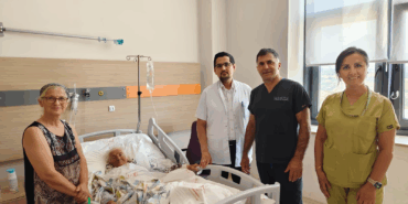 Yalova Eğitim ve Araştırma Hastanesi’nde İnsan Odaklı Sağlık Hizmeti: Başhekim Ergenç ve Ortopedi Ekibinden Anlamlı Ziyaret