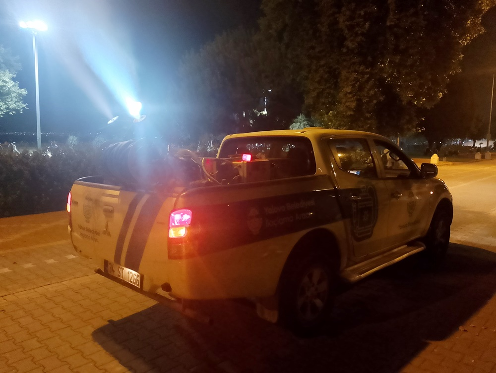 İLAÇLAMA ARALIKSIZ OLARAK DEVAM EDİYOR