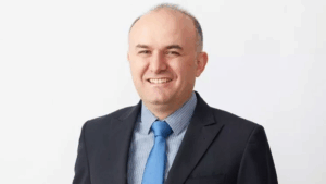 Akkim Kimya’da Görev Değişikliği: Genel Müdürlük Koltuğuna Veysi Küçük Oturdu