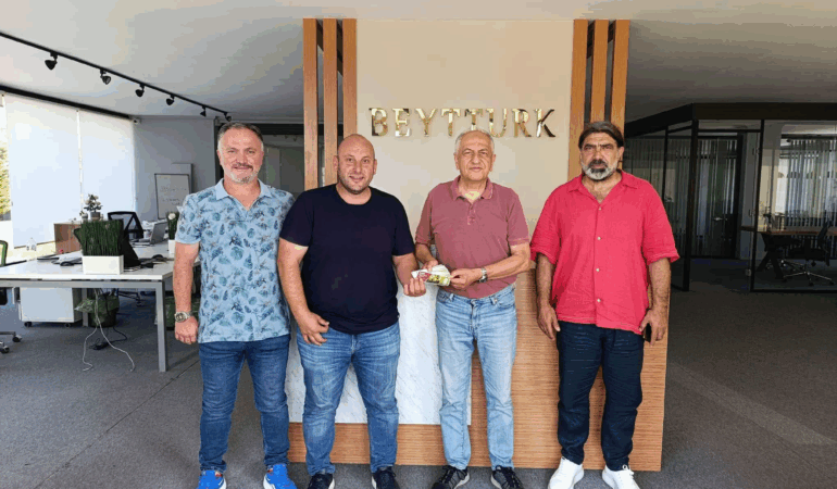 Celal Özel’den Yalovaspor’a Anlamlı Destek