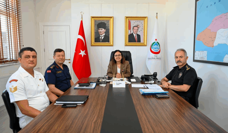 Yalova'da Asayiş ve Güvenlik Değerlendirme Toplantısı Canlı Yayınla Gerçekleştirildi