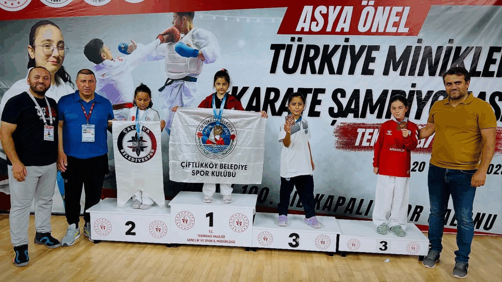 ÇİFTLİKKÖY BELEDİYESPOR’UN MİNİK SPORCUSU TÜRKİYE ŞAMPİYONU OLDU