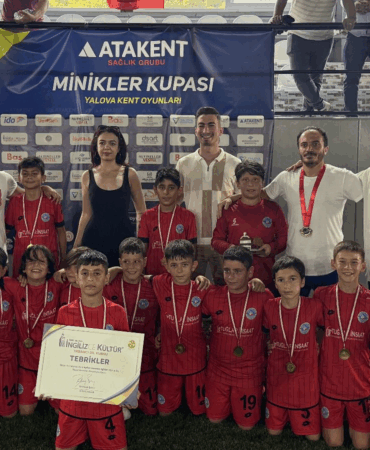 KENT OYUNLARI’NDA ÇİFTLİKKÖY BELEDİYESPOR U11 TAKIMI ŞAMPİYON OLDU