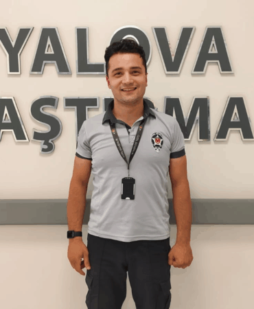 Yalovalı Genç Güvenlik Görevlisi Bayramcan Şahin Disiplini ve Başarısıyla Dikkat Çekiyor