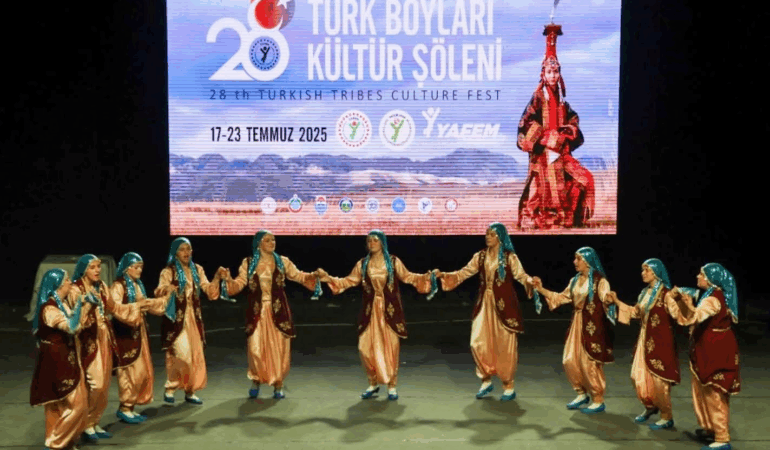 YAFEM’in 28. Türk Boyları Kültür Şöleni Gala Gecesi Yalova’da Coşkuyla Kutlandı