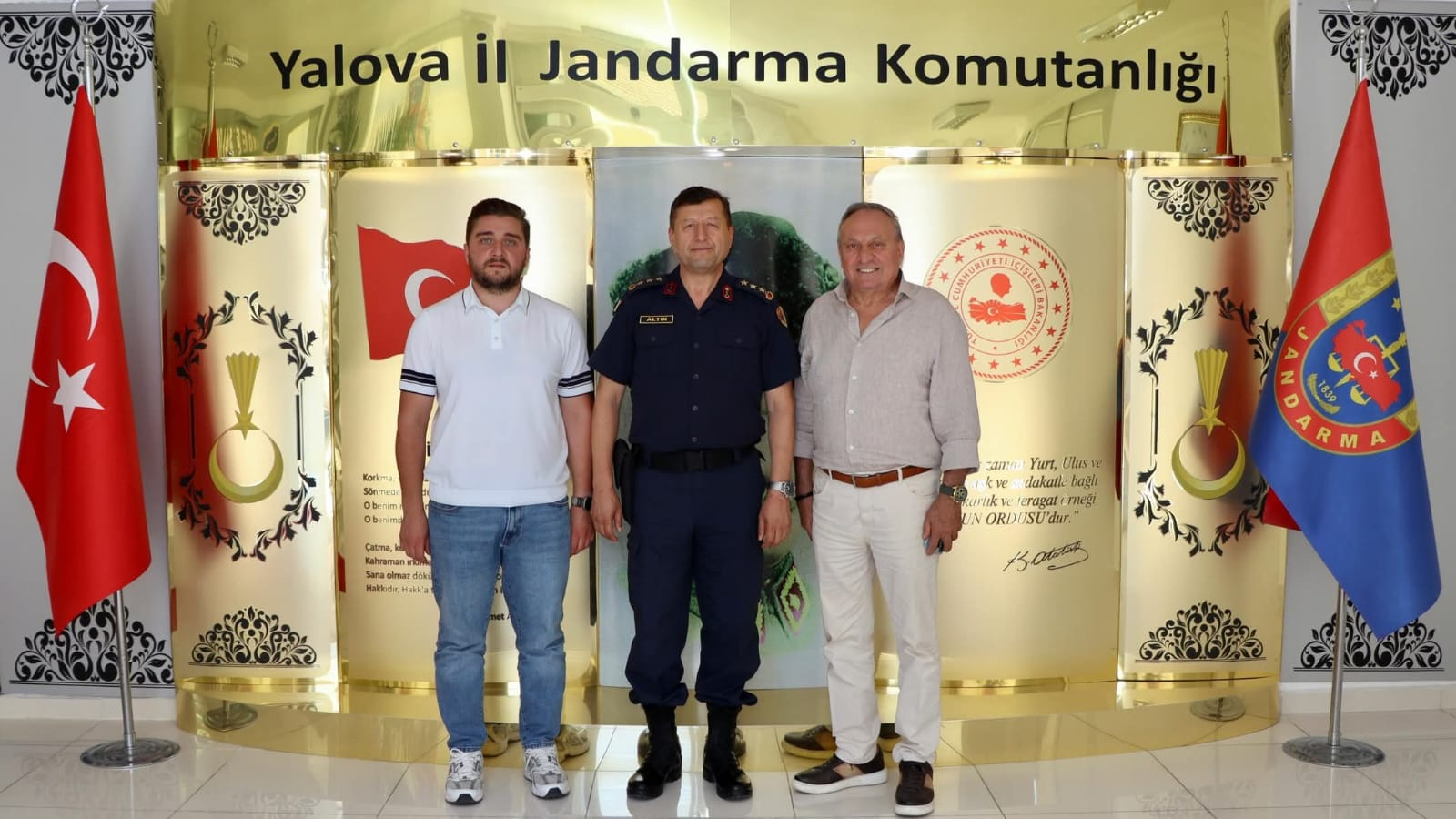 YALOVA'DA KURUMSAL ZİYARET: KENT KONSEYİ’NDEN JANDARMA KOMUTANLIĞI’NA NEZAKET ZİYARETİ