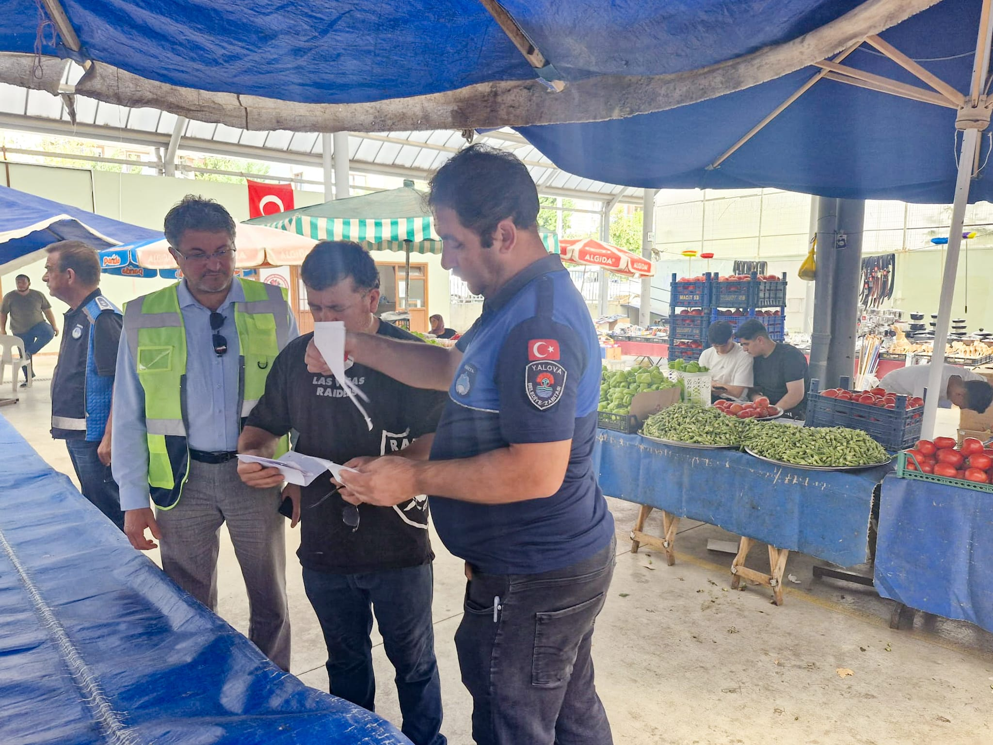 YALOVA BELEDİYESİ'NDEN GIDA GÜVENCESİNE YÖNELİK SIKI TAKİP