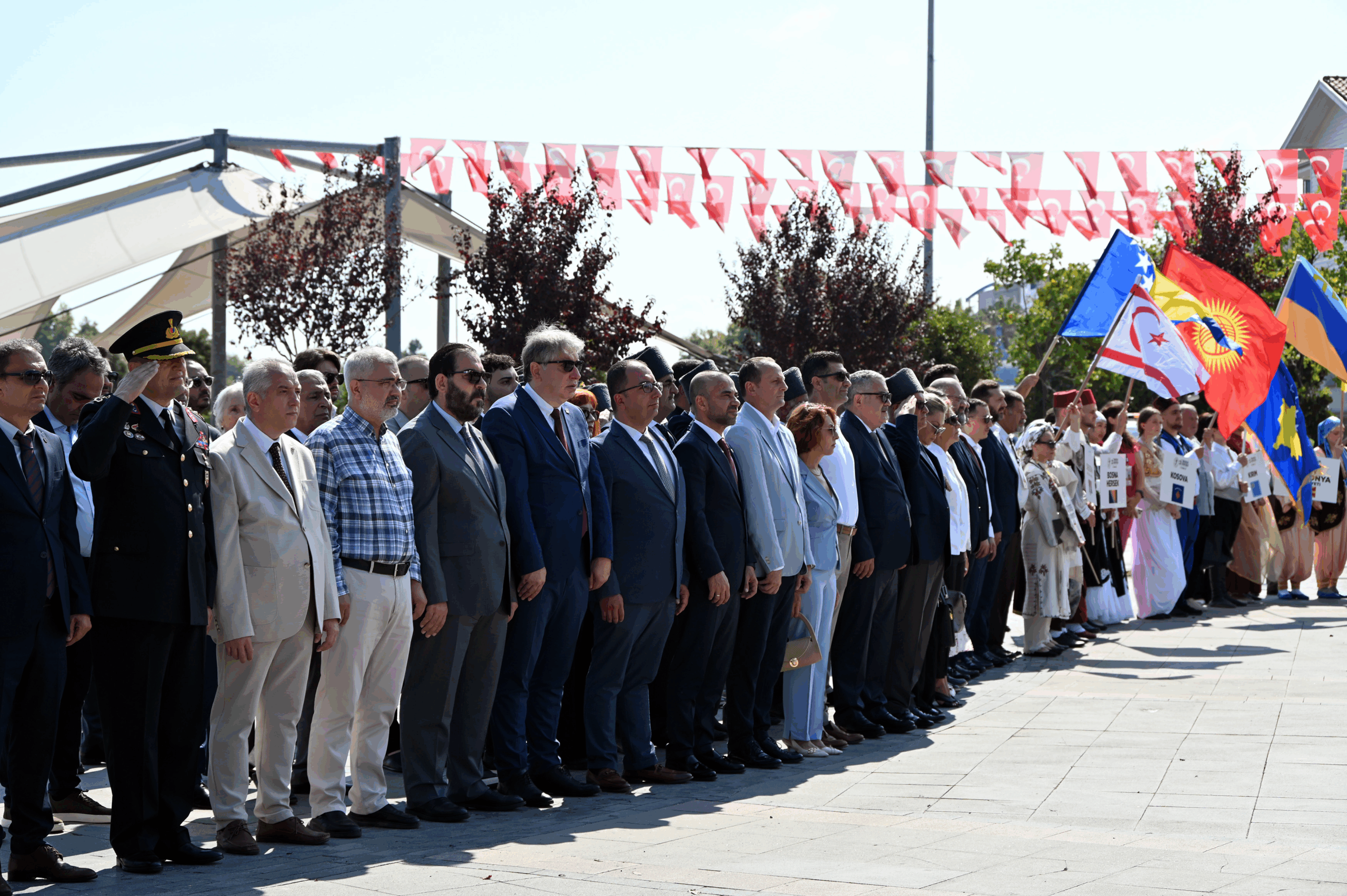YALOVA’NIN DÜŞMAN İŞGALİNDEN KURTULUŞU COŞKUYLA KUTLANDI