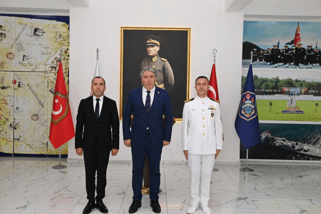 Yalova Üniversitesi Rektörü Prof. Dr. Bahçekapılı’dan Deniz Astsubay MYO’ya Ziyaret