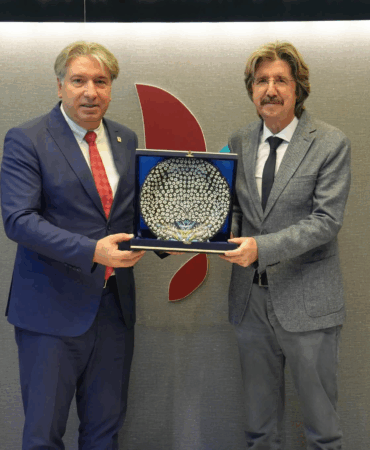 TRT Yönetim Kurulu Başkanı Prof. Dr. Ferudun Yılmaz’dan Yalova Üniversitesi Rektörü Prof. Dr. Mehmet Bahçekapılı’ya Ziyaret