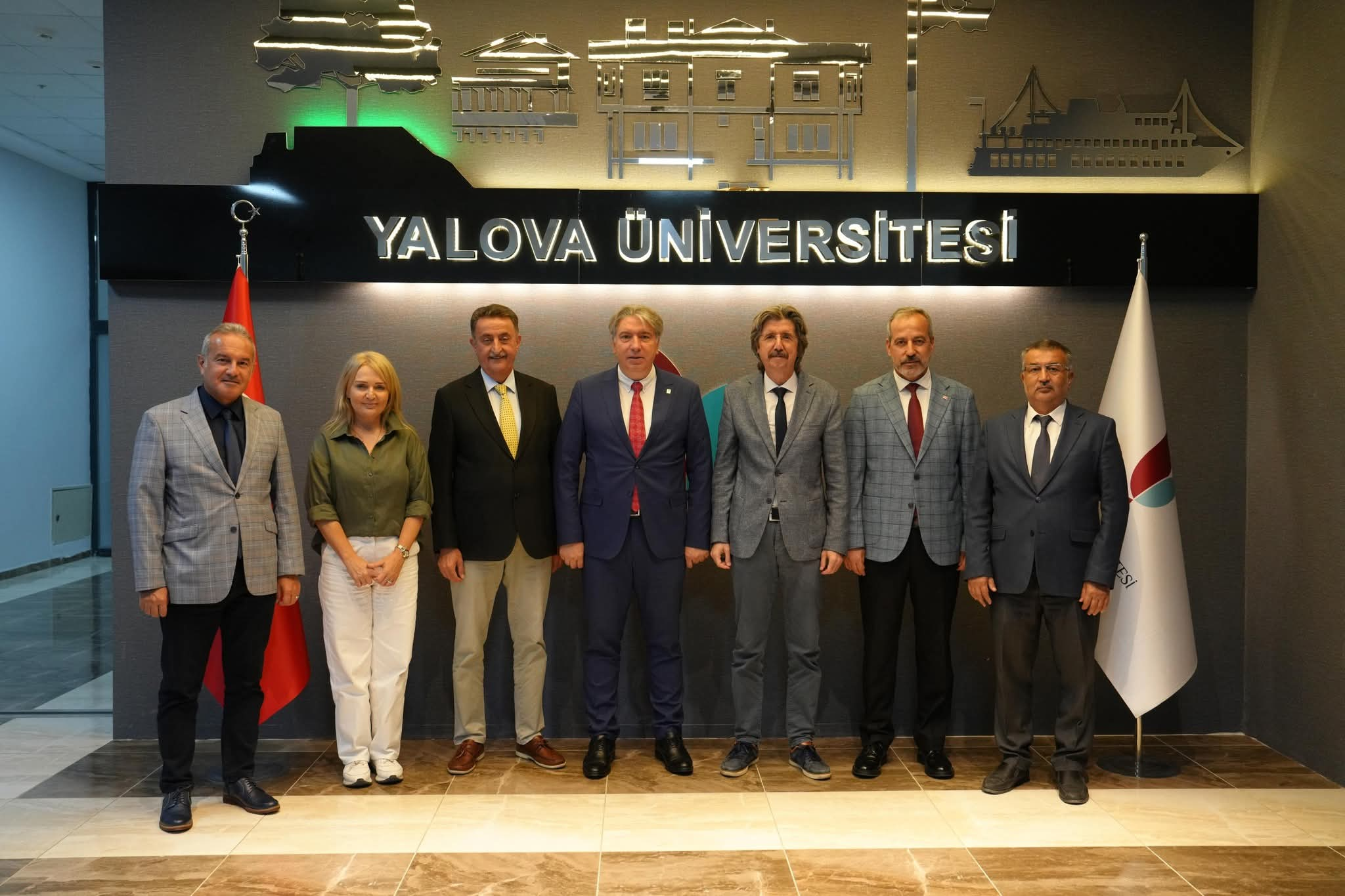 TRT Yönetim Kurulu Başkanı Prof. Dr. Ferudun Yılmaz’dan Yalova Üniversitesi Rektörü Prof. Dr. Mehmet Bahçekapılı’ya Ziyaret