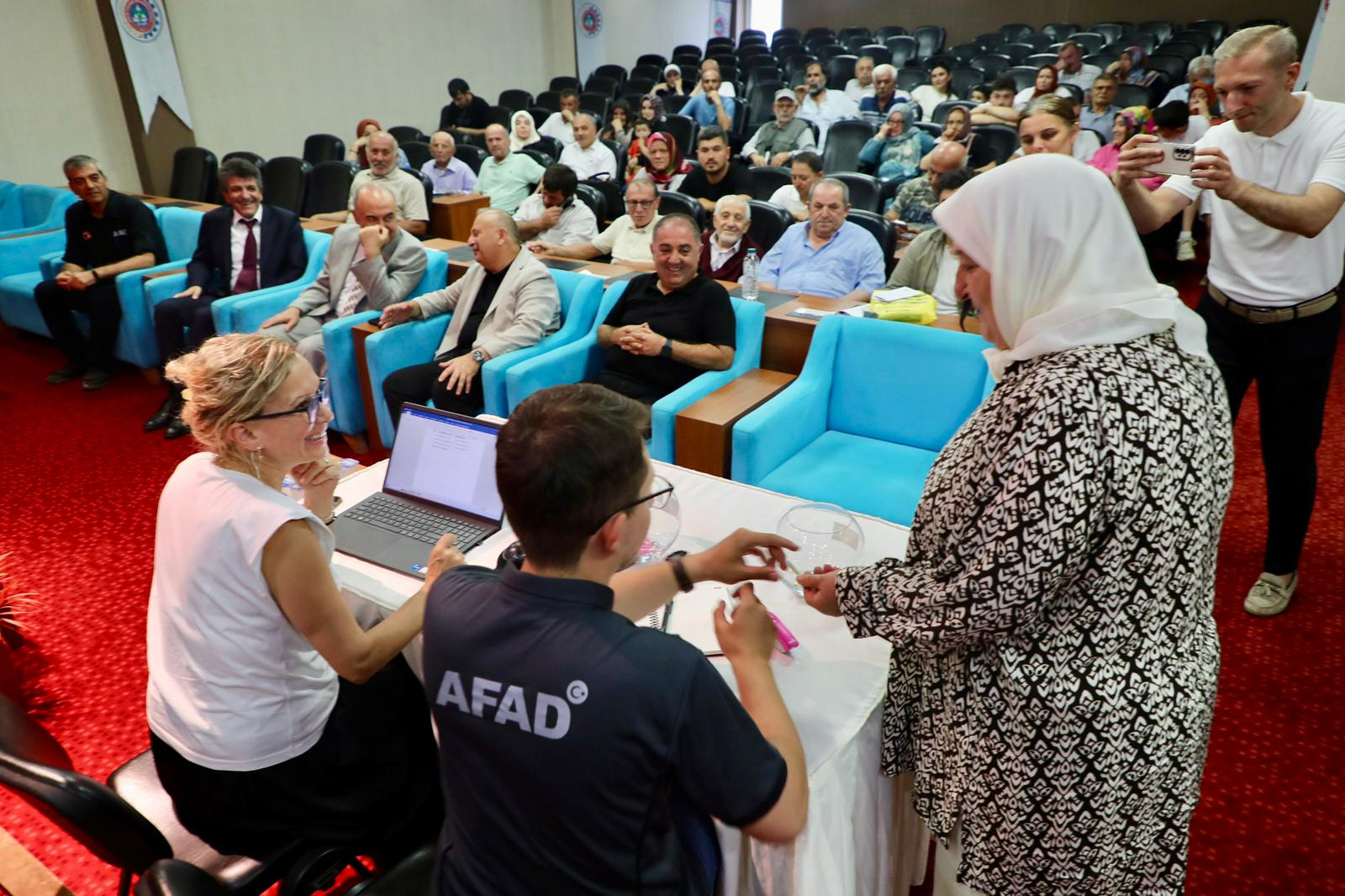 Ünye Yunus Emre Afet Konutları Kura Çekim ve Anahtar Teslim Töreni Yapıldı