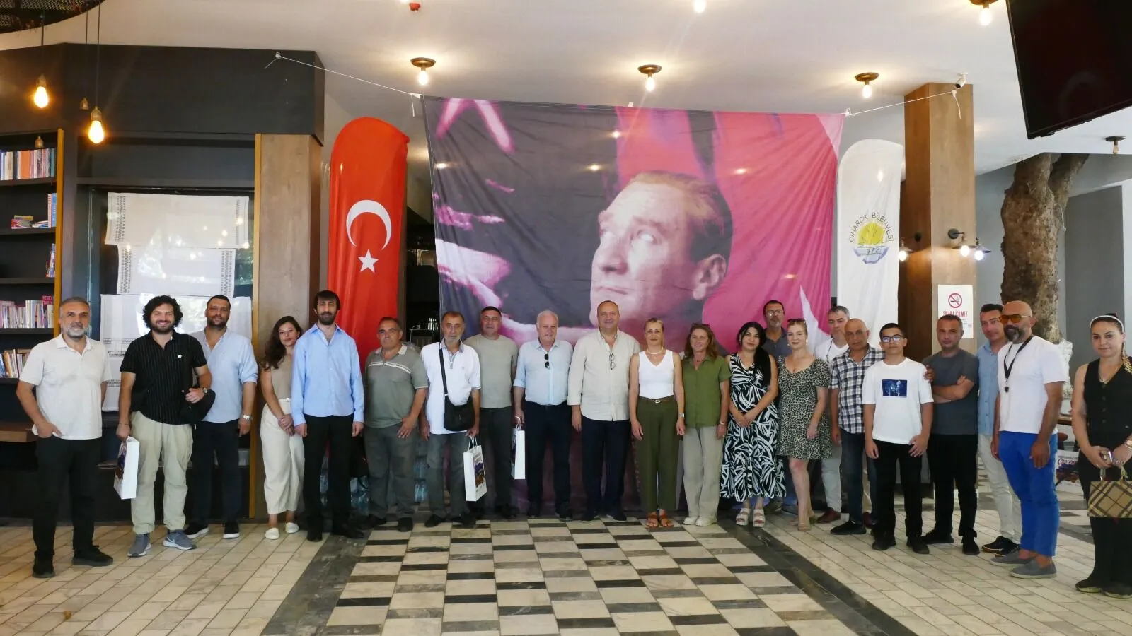 Başkan Avni Kurt’tan Basın Bayramında Festival ve Hizmet Sunumu: 18. Altın Çınar Festivali Programı Açıklandı